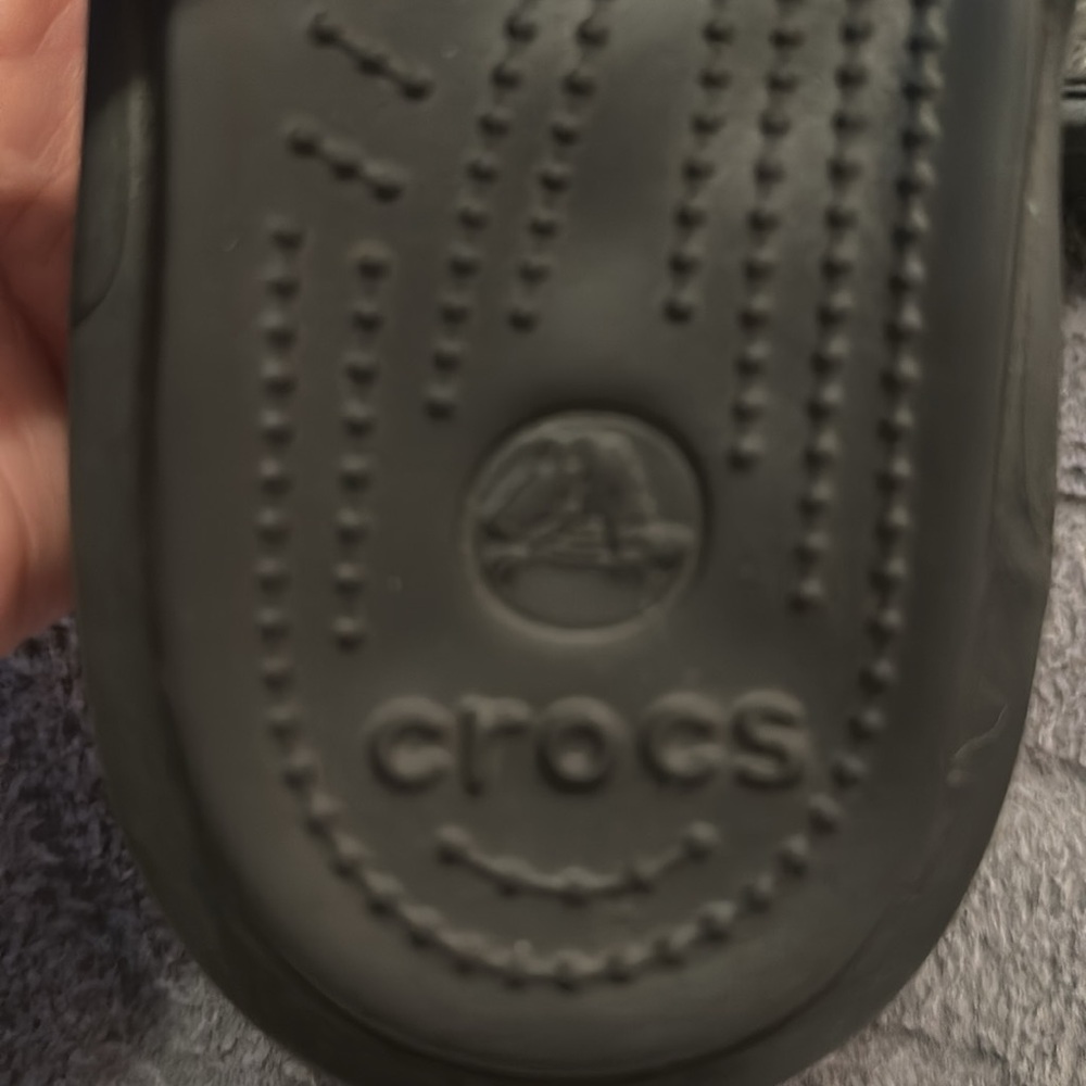 Crocs - Picture 3 of 4